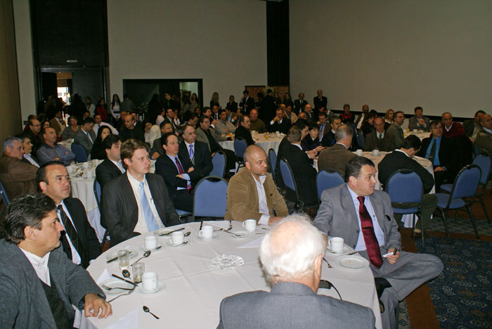 Itaú Unibanco - Café da Manhã - 27/08/09 Itaú Unibanco - Café da Manhã - 27/08/09